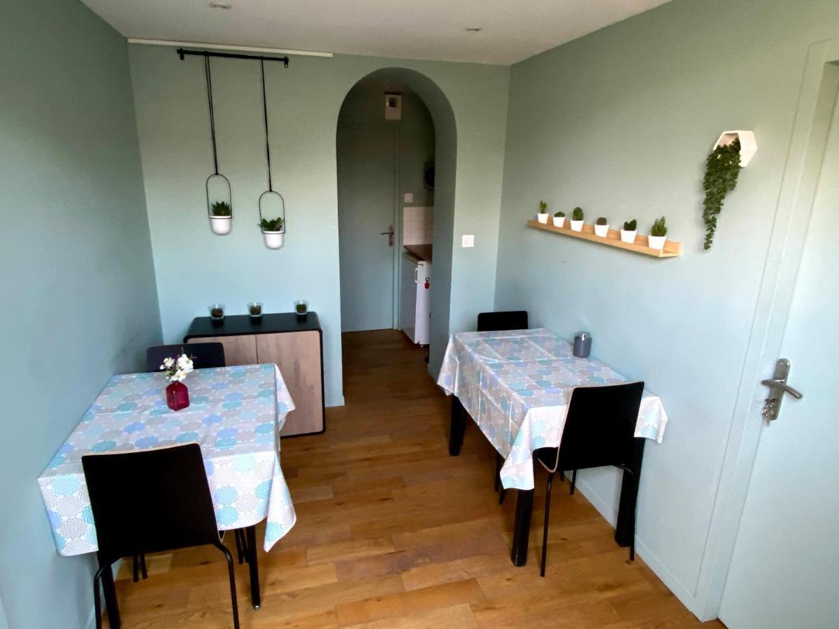 Au 10 Bed & Breakfast Luisant Dış mekan fotoğraf